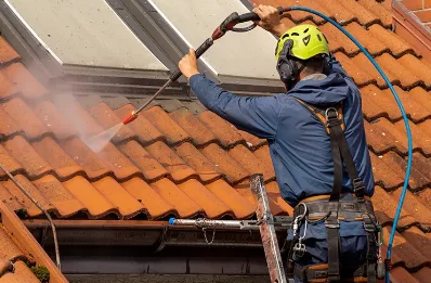 Démoussage et hydrofuge de toiture aux Champeaux