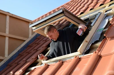 Pose de fenêtres de toit Velux aux Champeaux